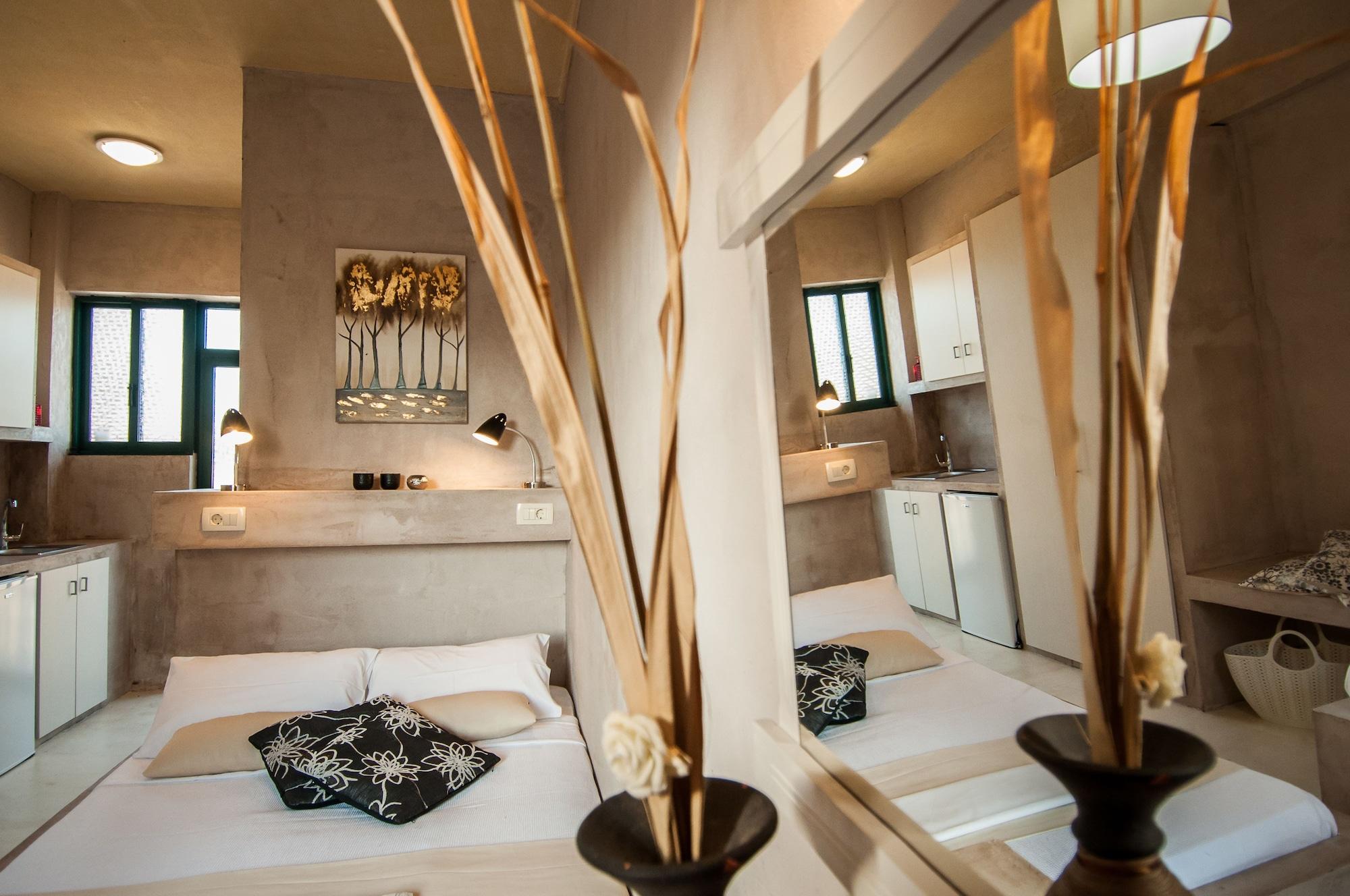Zante Nest Studios&apartments 2*